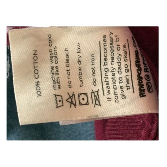 RipNDip Lord Nermal Middle Finger Cat Long Sleeve Tshirt -M Maroon Prayer Hands - Picture 6 of 6